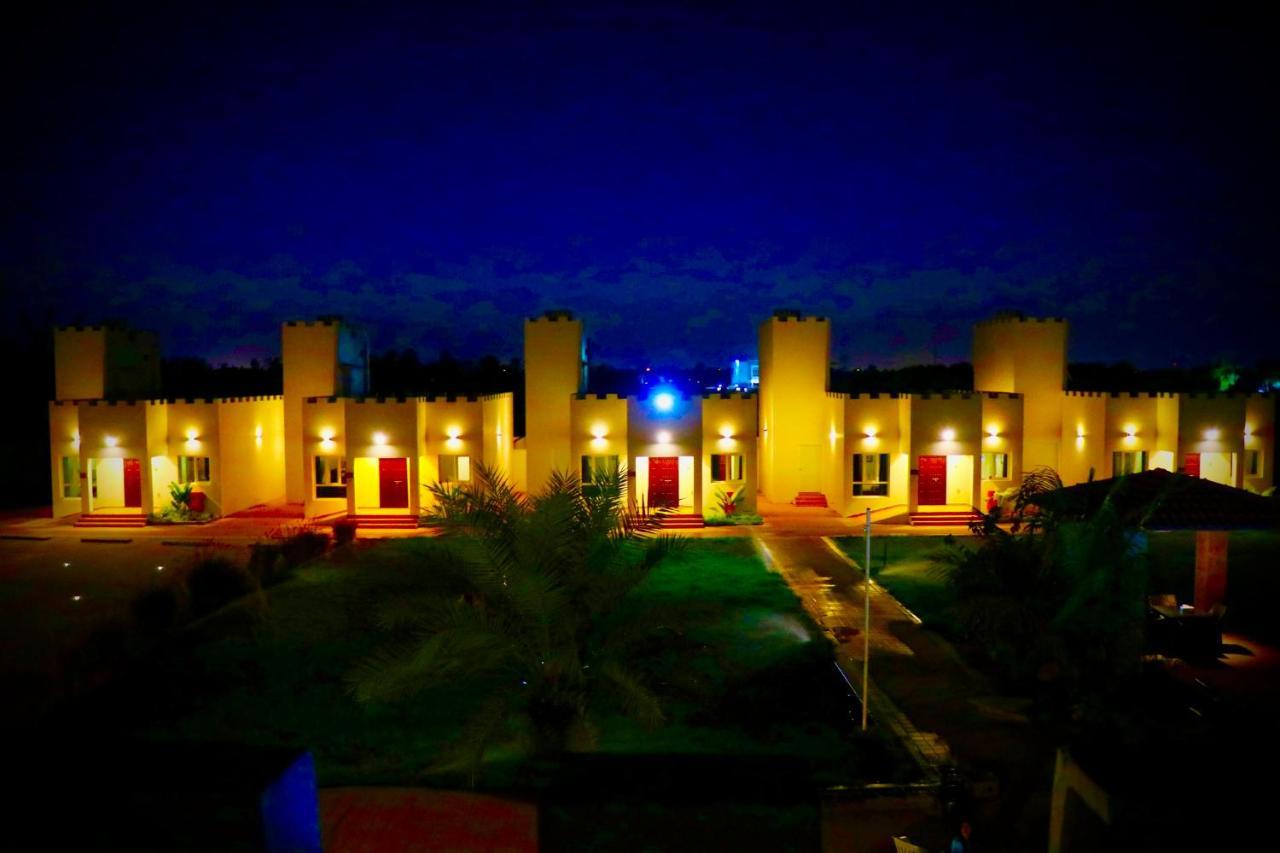 Coastline Resort Al-Musannah Exterior foto