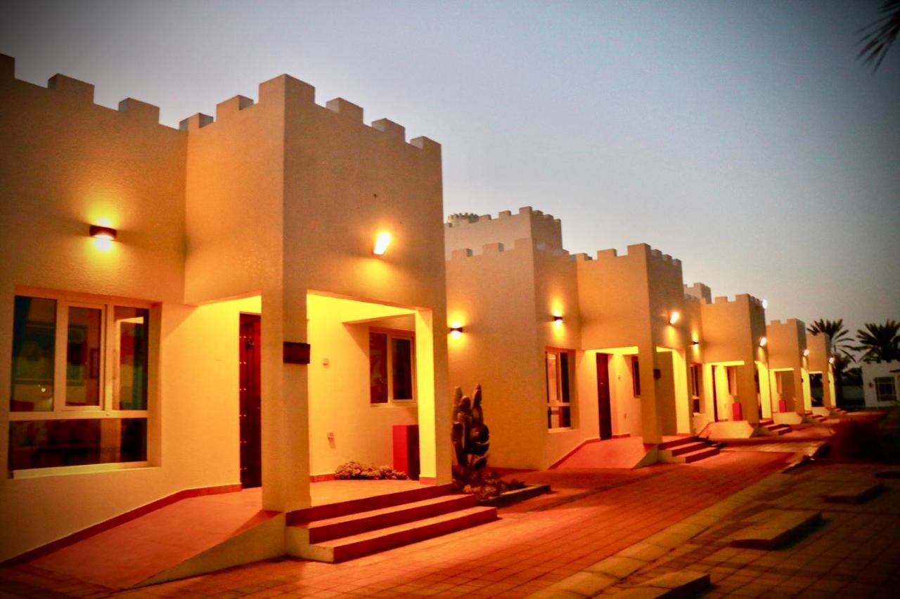 Coastline Resort Al-Musannah Exterior foto